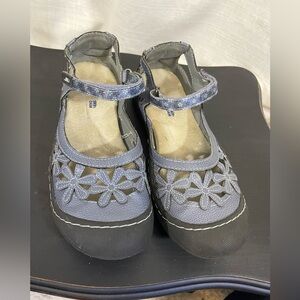 JBU Wildflower Encore daisy Blue Mary Jane Women’s 6.5